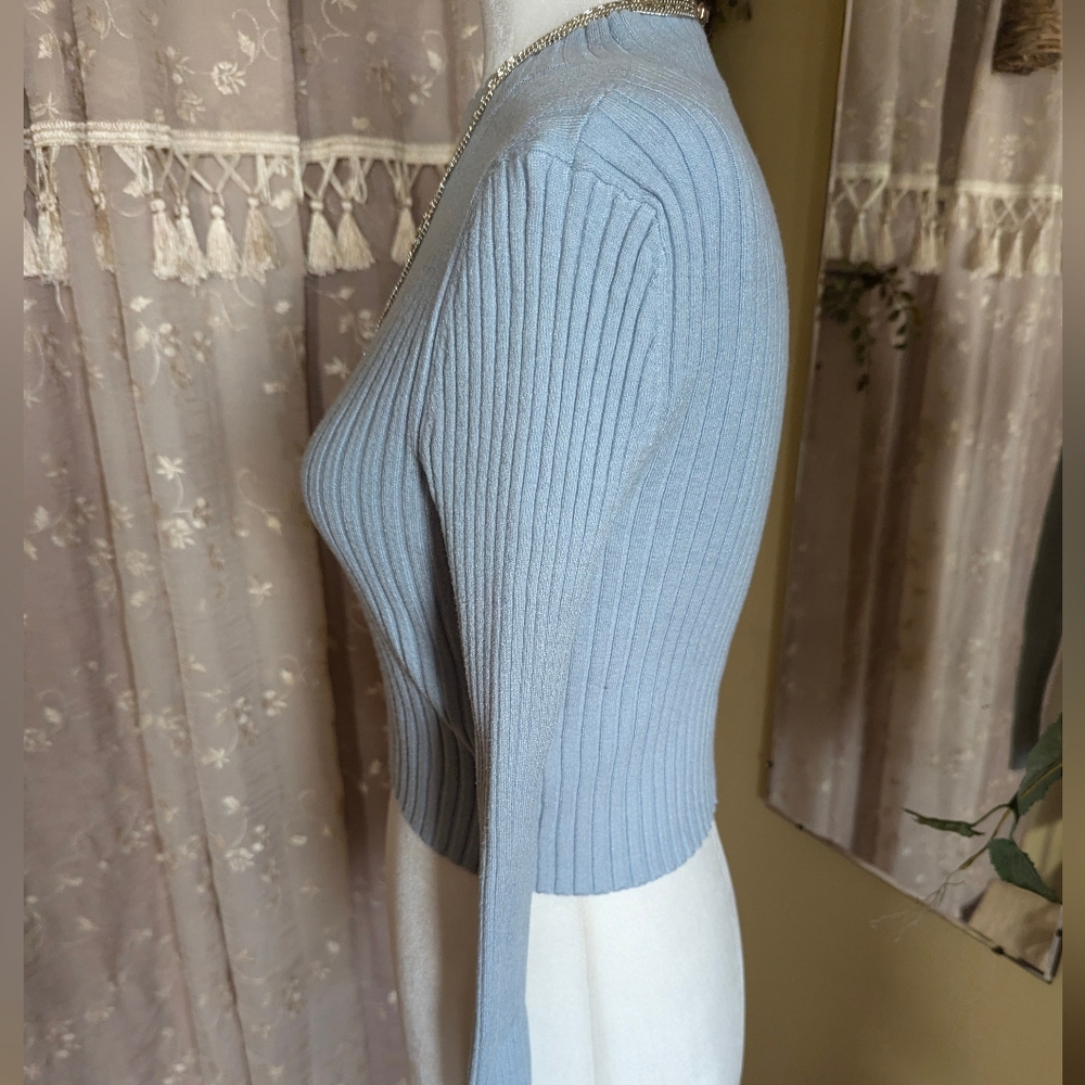 Unbranded | Tight Ribbed Crop - Picture 4 of 8